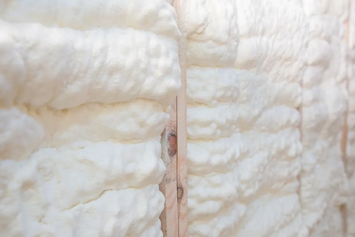 Çatı Altına Köpük Sıkma Avantajları